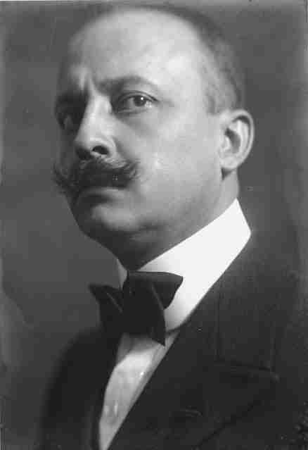 Marinetti 1913 Portrait Marinetti 1913 Portrait